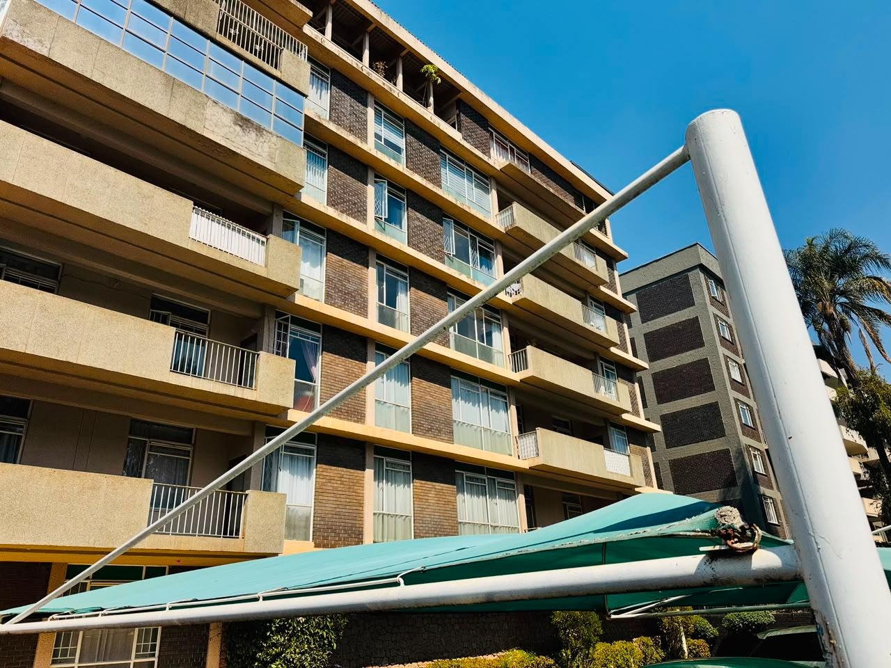 For Rent: Beautiful Fully Furnished 3bed Apartment