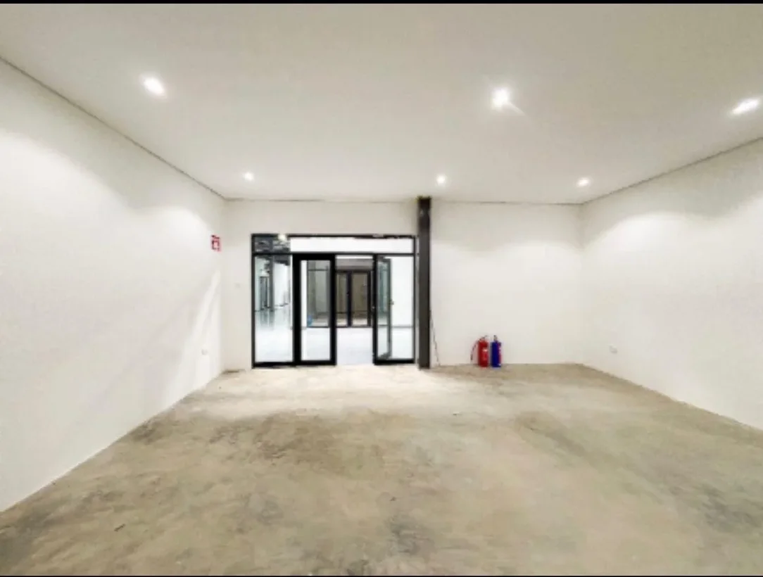 Hogerty Hill Mall Shops To Let