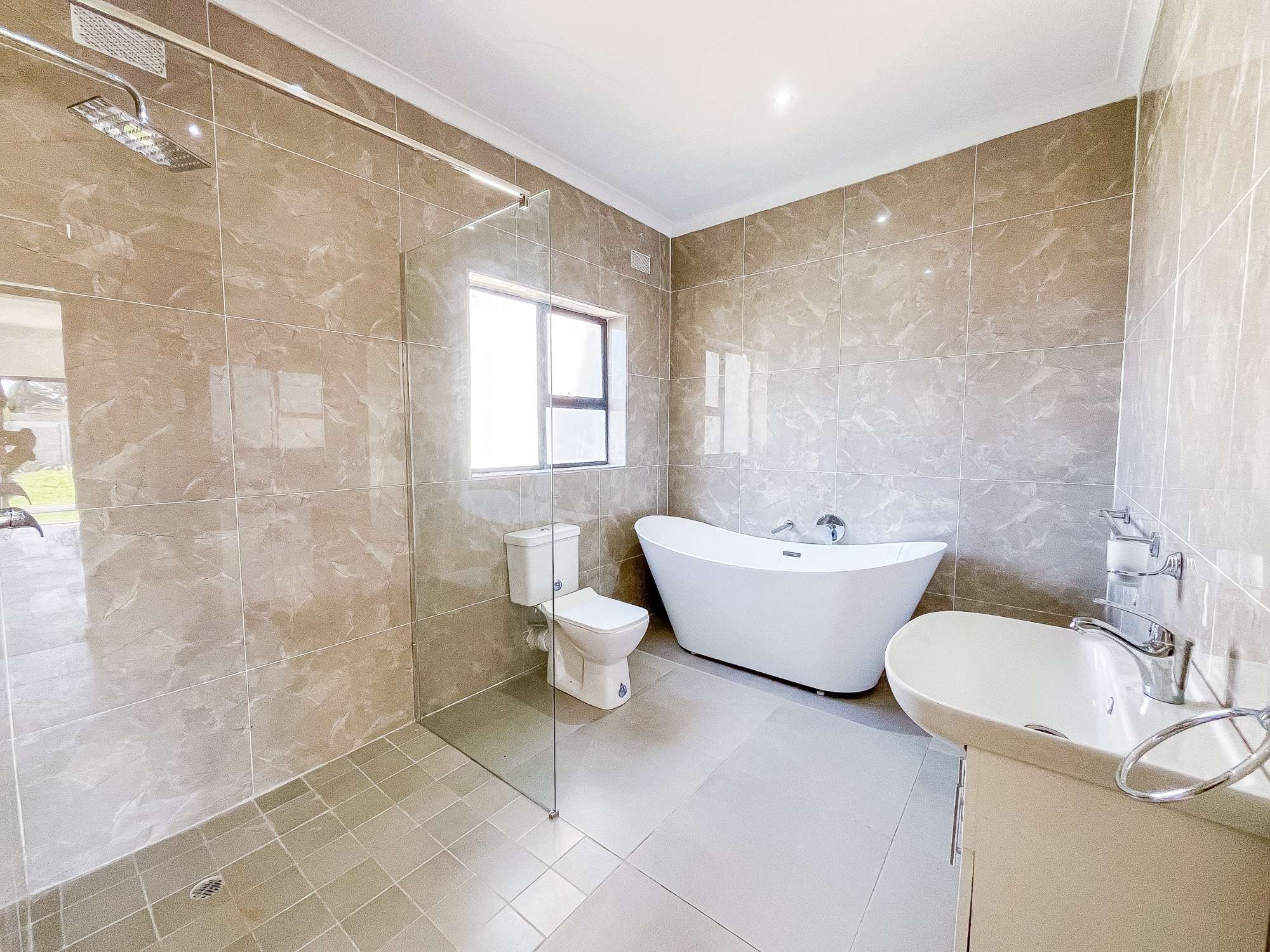 For Rent: Modern Brand New 3-bed In Goodhope