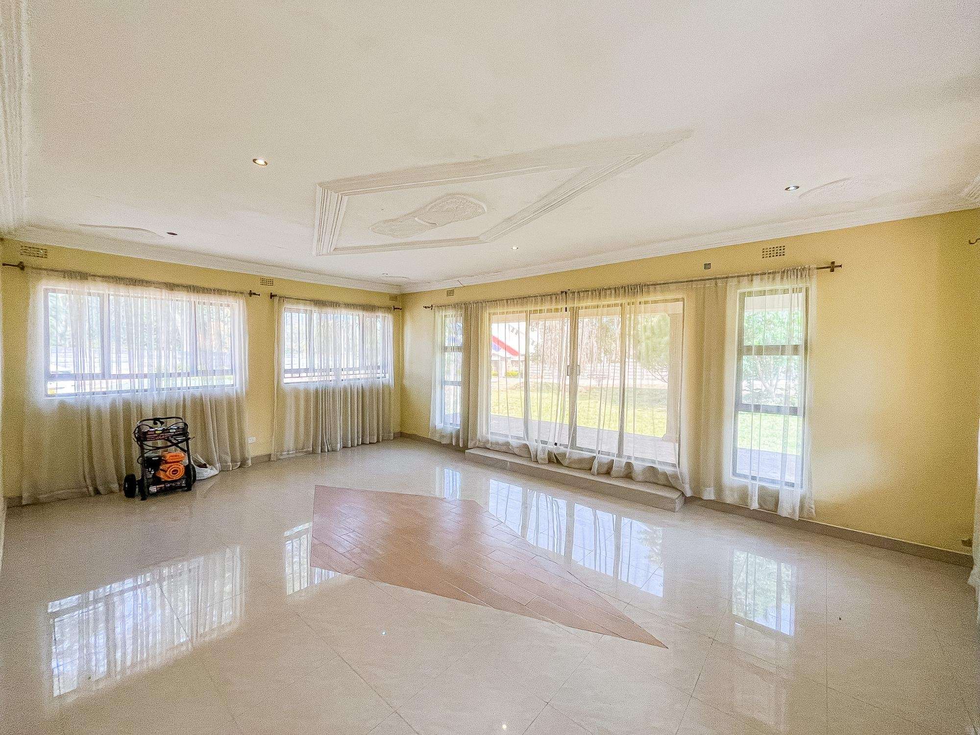 House For Sale In Glen Lorne