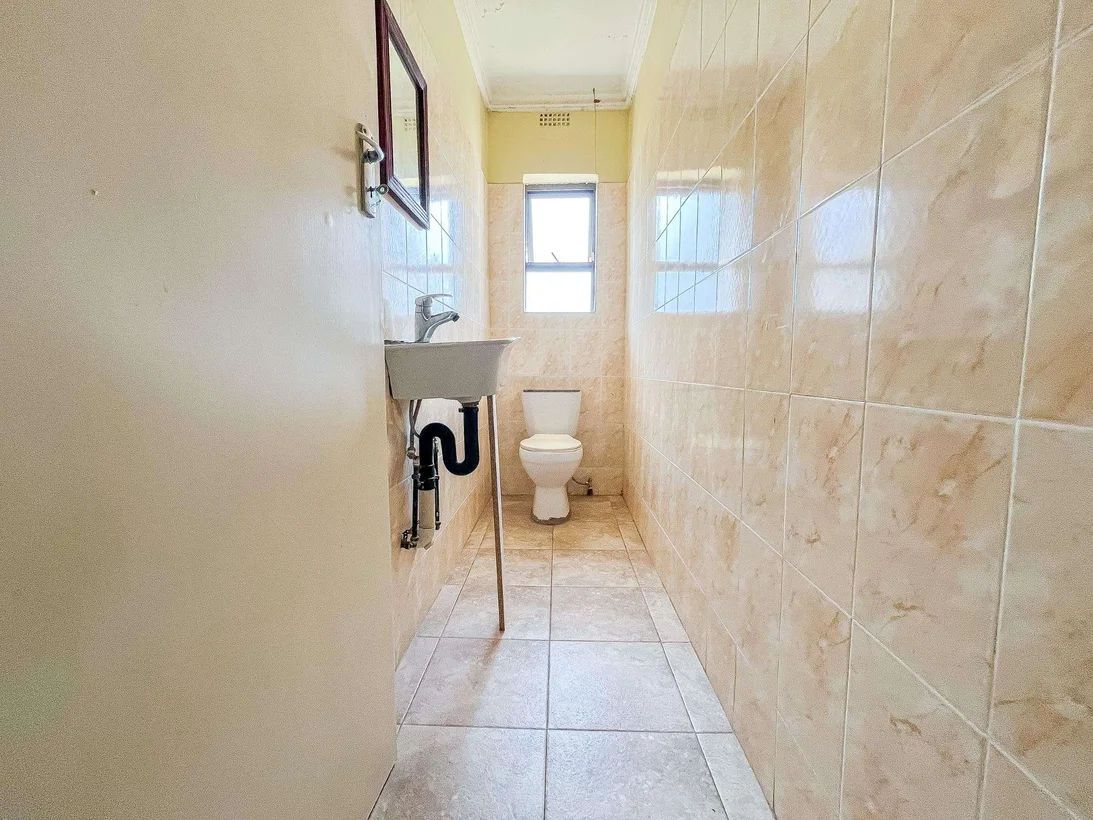 House For Sale In Glen Lorne