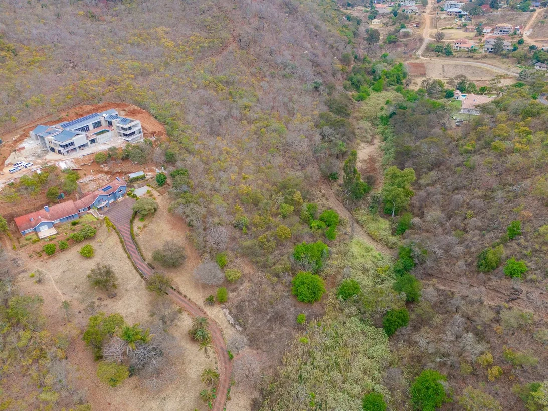 Exclusive Residential Stand In Brookeridge Estate