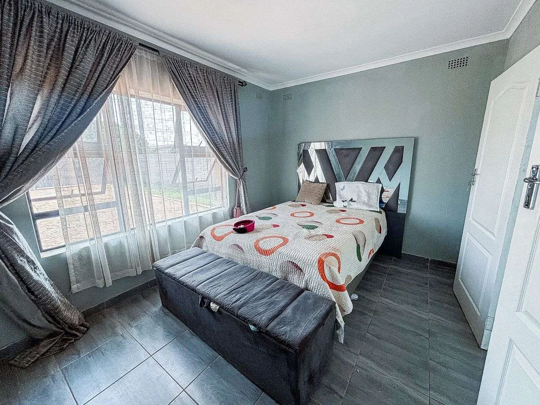 5 Bedroom Home For Sale In Mt Pleasant Heights