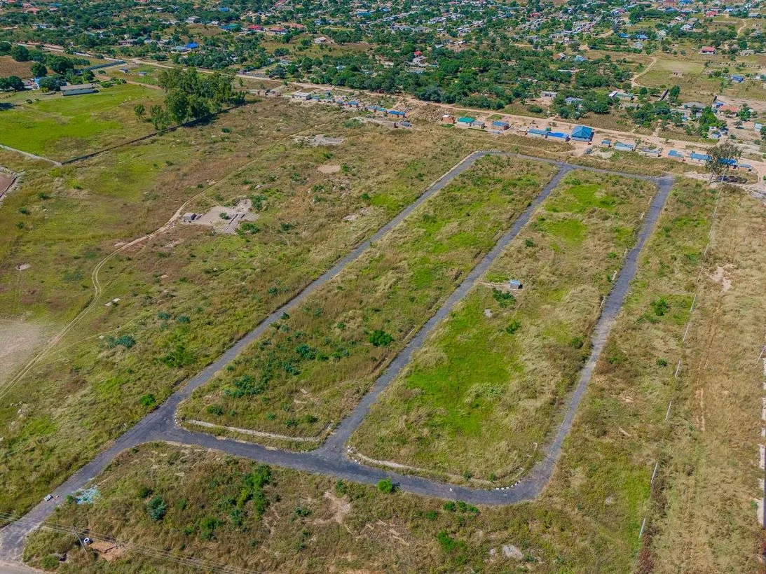 Stands For Sale In Barrington Southview Park