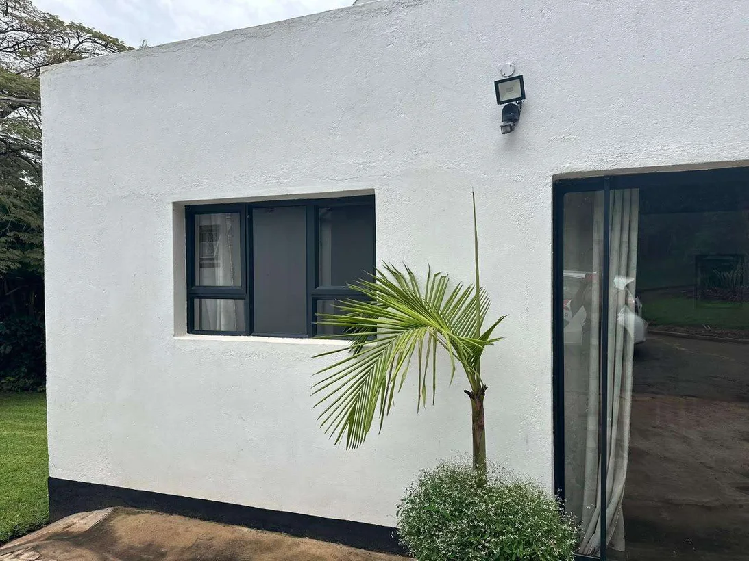 Charming Fully Furnished Studio Cottage in Greendale $650