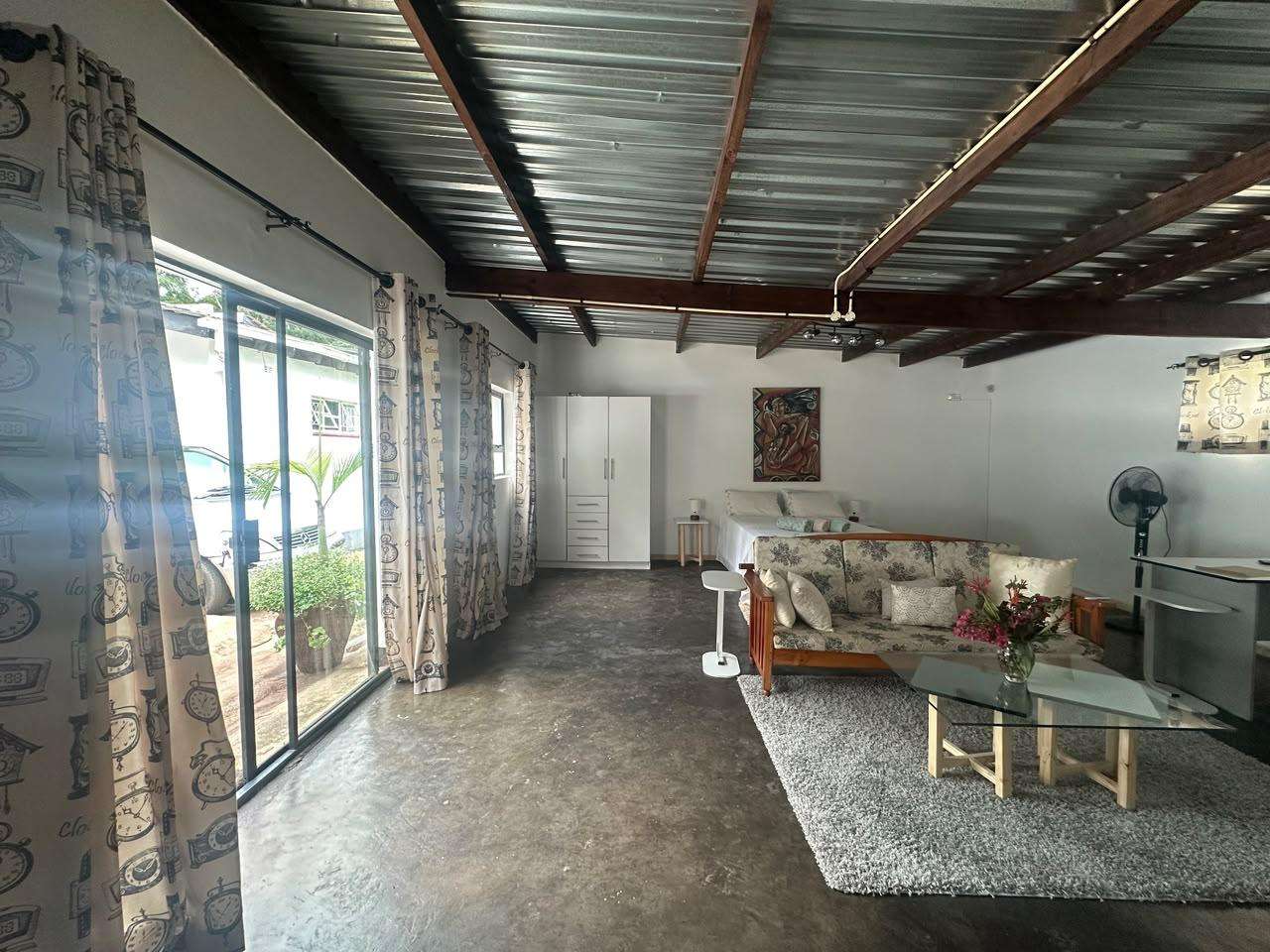 Charming Fully Furnished Studio Cottage in Greendale $650