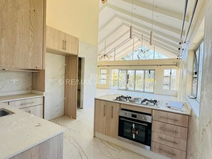 Double Storey For Sale in Helensvale