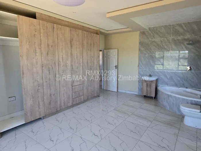 Townhouse/Complex/Cluster For Sale in Buena Vista